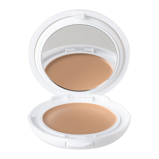 Couvrance Compact foundation cream, mat effect SPF 30 Sand